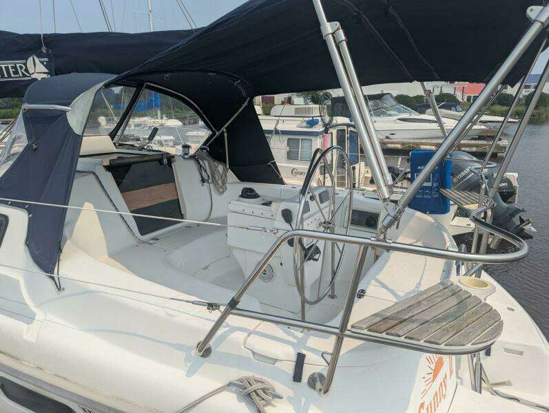 Sunny II 29ft Hunter Yacht For Sale