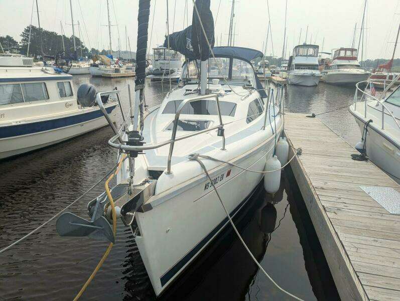 Sunny II 29ft Hunter Yacht For Sale