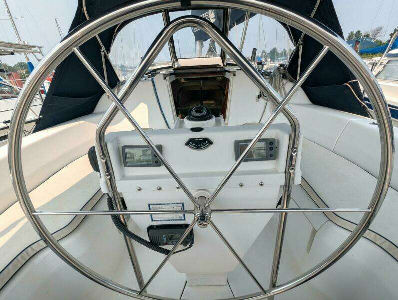 Sunny II 29ft Hunter Yacht For Sale