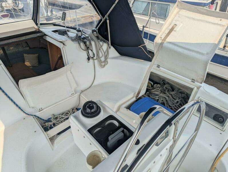 Sunny II 29ft Hunter Yacht For Sale