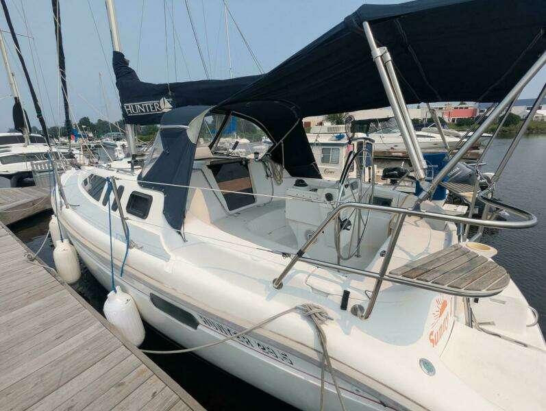 Sunny II 29ft Hunter Yacht For Sale