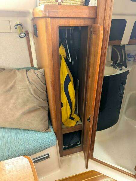 Sunny II 29ft Hunter Yacht For Sale