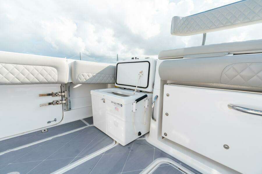 OUR TRADE 42ft HCB Yacht For Sale