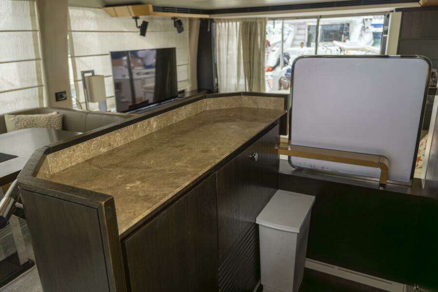 PRIVE 66ft Azimut Yacht For Sale