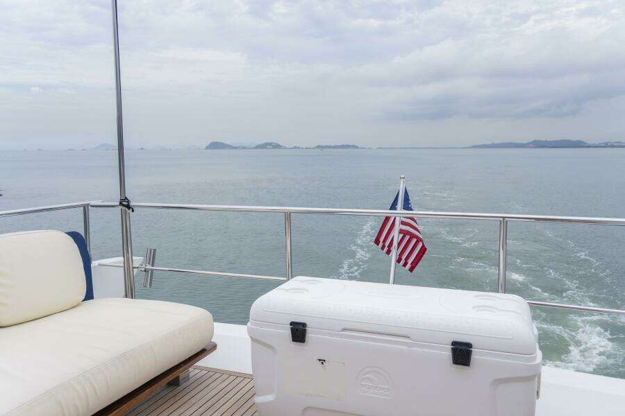 PRIVE 66ft Azimut Yacht For Sale