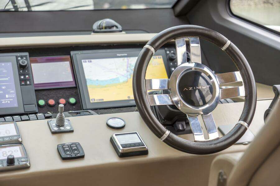 PRIVE 66ft Azimut Yacht For Sale