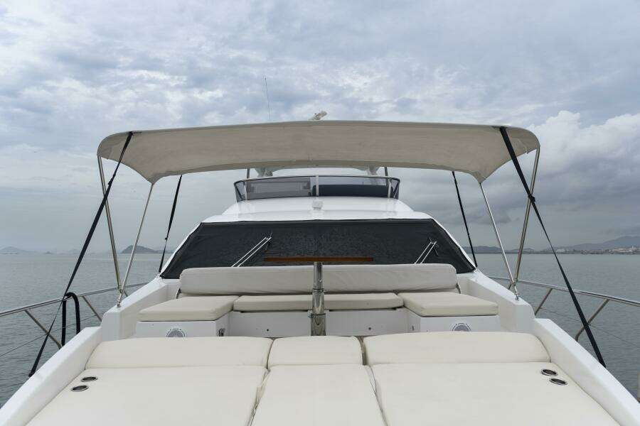 PRIVE 66ft Azimut Yacht For Sale