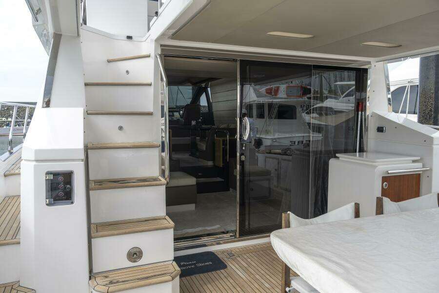 PRIVE 66ft Azimut Yacht For Sale