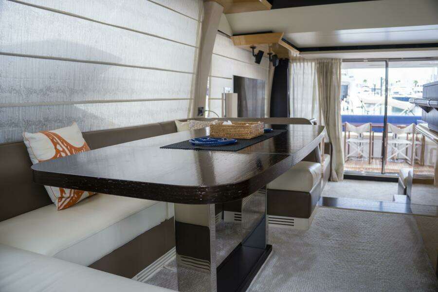 PRIVE 66ft Azimut Yacht For Sale