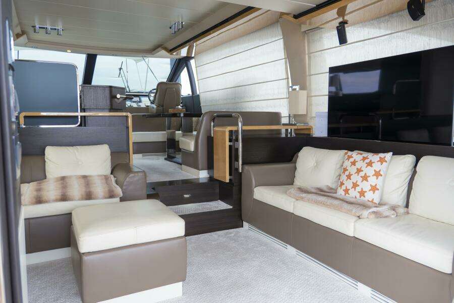 PRIVE 66ft Azimut Yacht For Sale