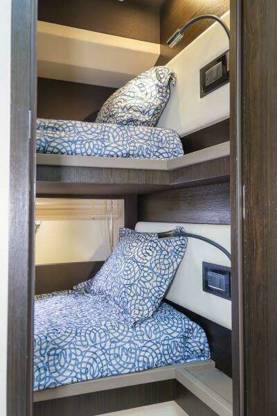 PRIVE 66ft Azimut Yacht For Sale