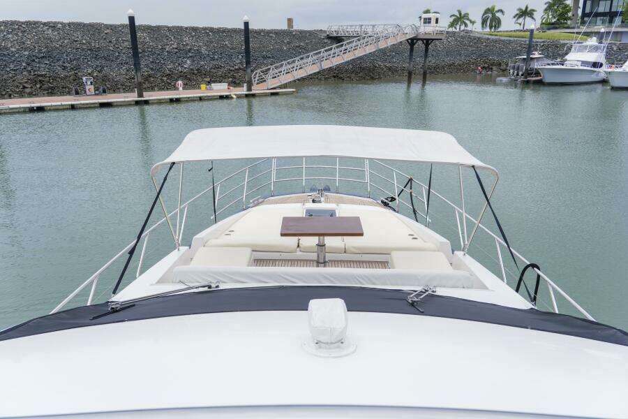 PRIVE 66ft Azimut Yacht For Sale