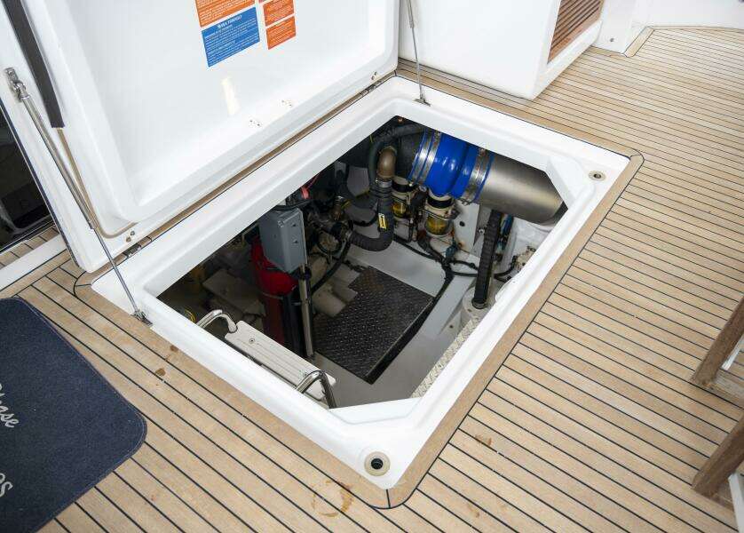 PRIVE 66ft Azimut Yacht For Sale