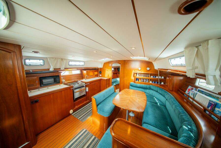 Lost Boys 46ft Beneteau Yacht For Sale