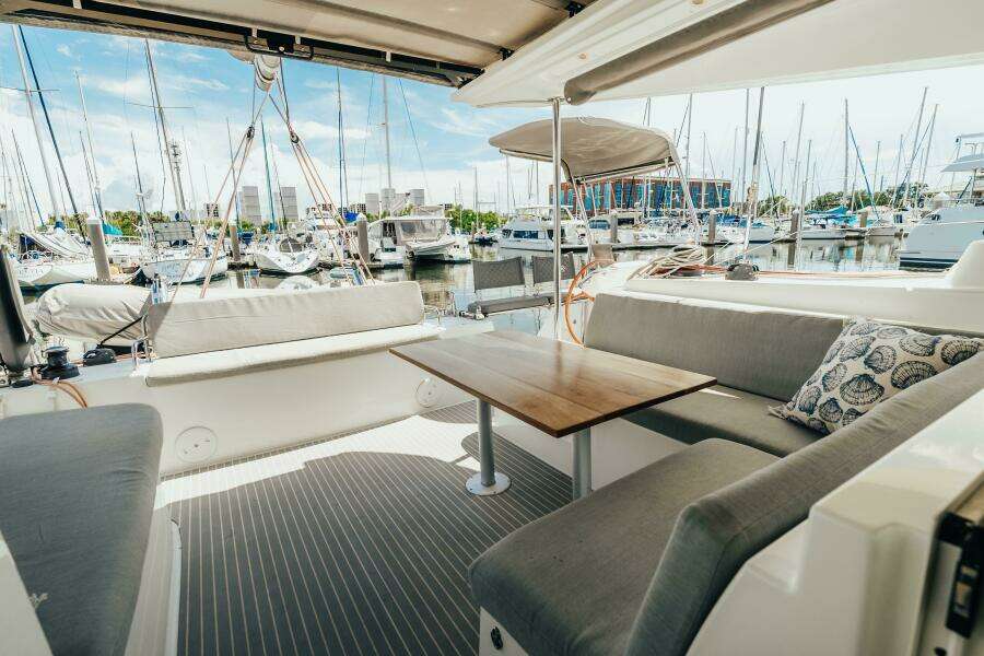 27 Reasons  39ft Excess Yacht For Sale