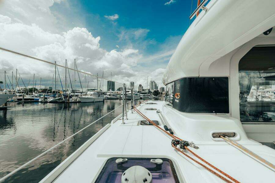 27 Reasons  39ft Excess Yacht For Sale