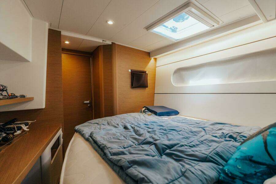 27 Reasons  39ft Excess Yacht For Sale
