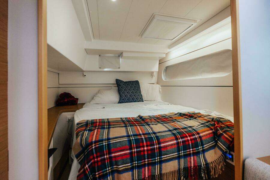 27 Reasons  39ft Excess Yacht For Sale