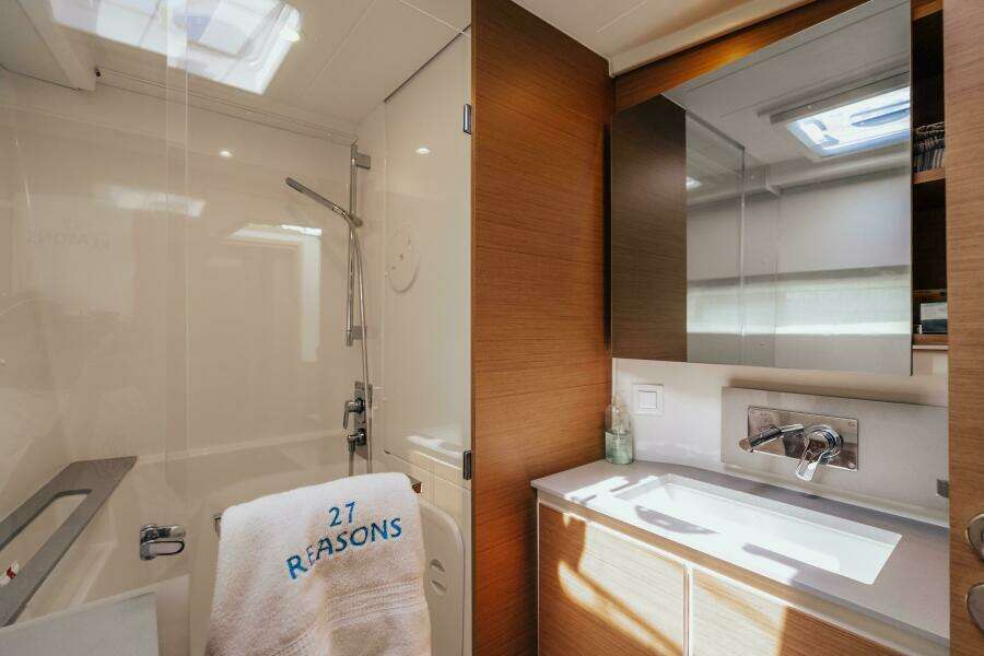 27 Reasons  39ft Excess Yacht For Sale