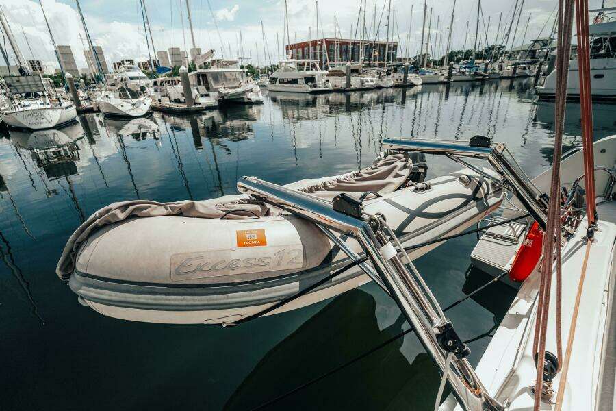 27 Reasons  39ft Excess Yacht For Sale