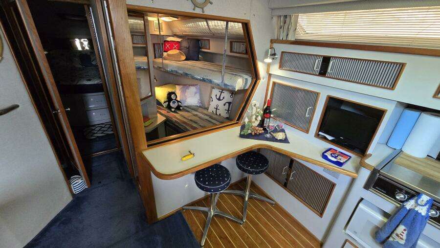 39ft Sea Ray Yacht For Sale