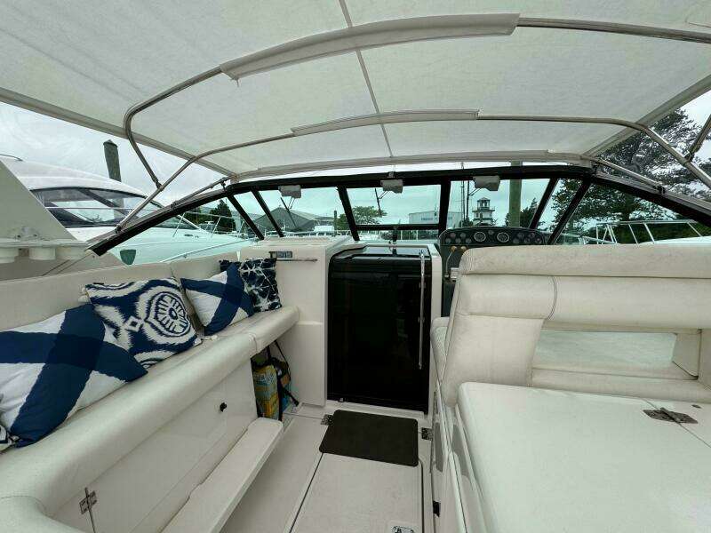 Vixen 35ft Tiara Yachts Yacht For Sale