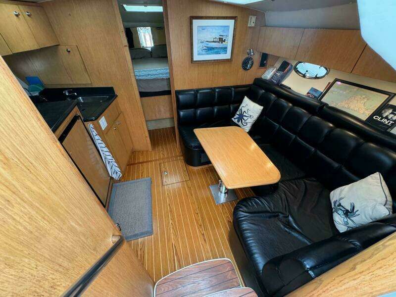 Vixen 35ft Tiara Yachts Yacht For Sale