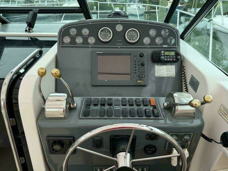 Vixen 35ft Tiara Yachts Yacht For Sale