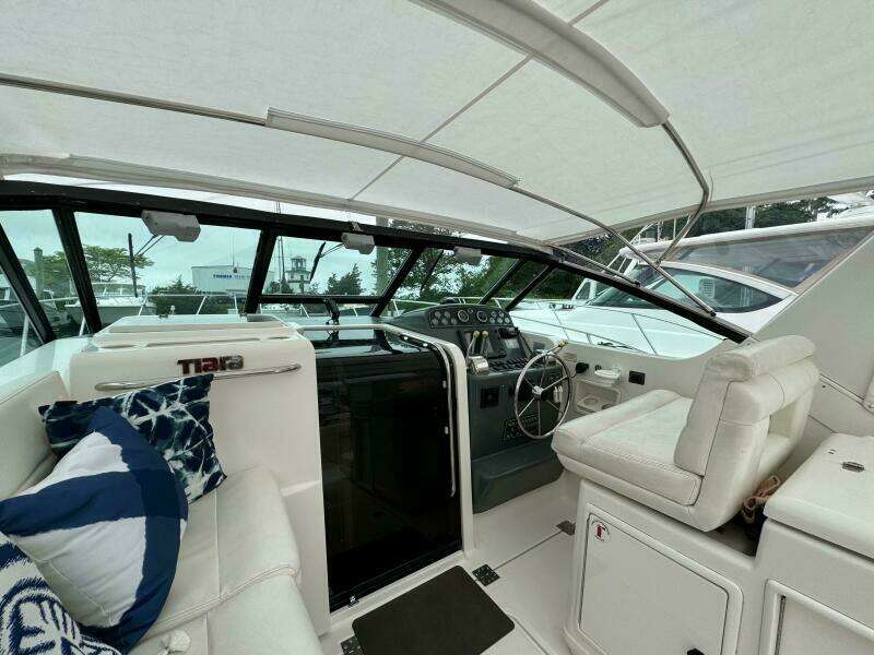 Vixen 35ft Tiara Yachts Yacht For Sale