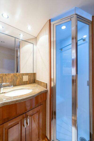 Royal Reelin  60ft Hatteras Yacht For Sale
