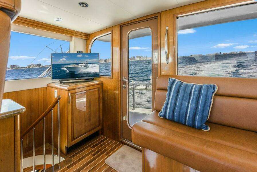 Royal Reelin  60ft Hatteras Yacht For Sale