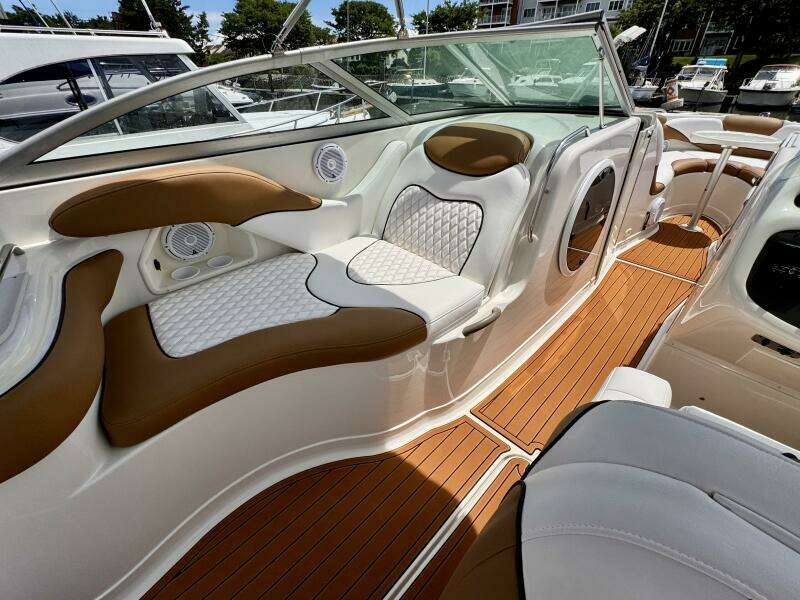 29ft Monterey Yacht For Sale