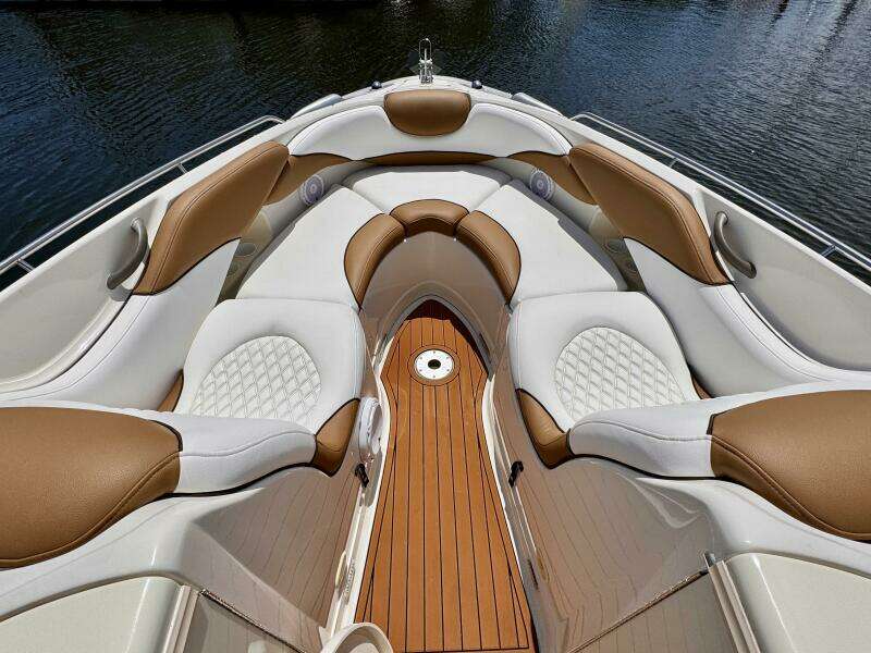 29ft Monterey Yacht For Sale