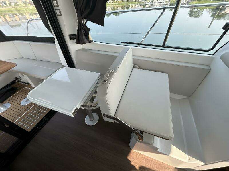 36ft Beneteau Yacht For Sale