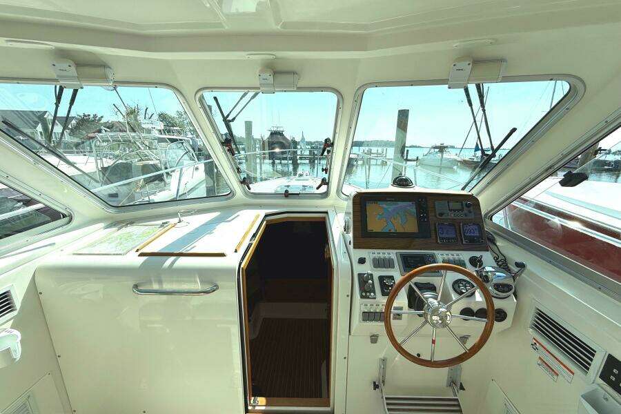 Petti Cash 34ft Back Cove Yacht For Sale