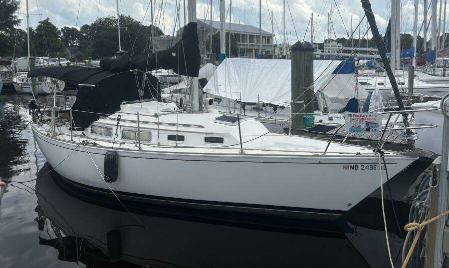 Imagine 31ft Sabre Yacht For Sale