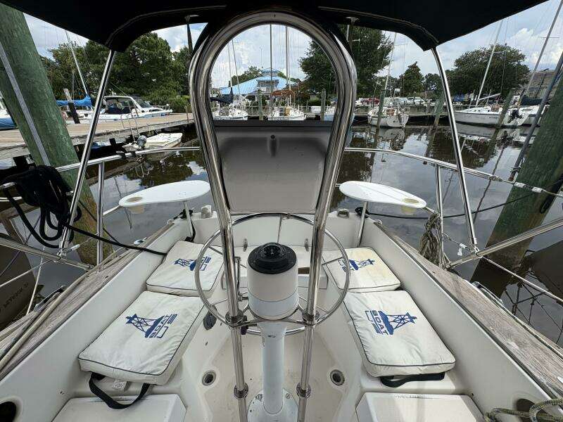 Imagine 31ft Sabre Yacht For Sale