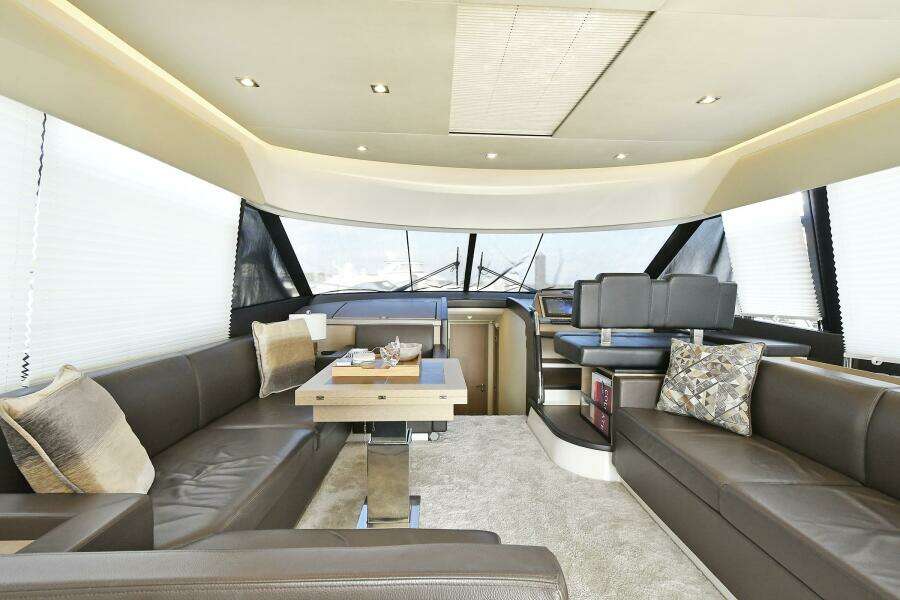 56ft Prestige Yacht For Sale