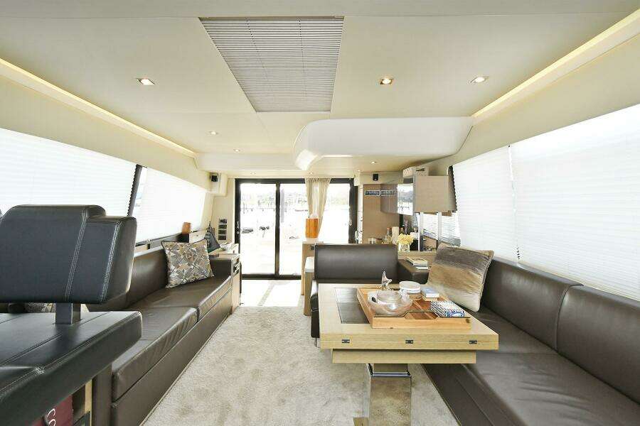 56ft Prestige Yacht For Sale