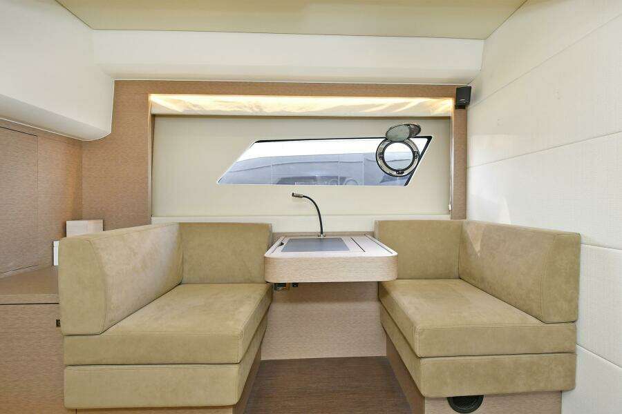 56ft Prestige Yacht For Sale