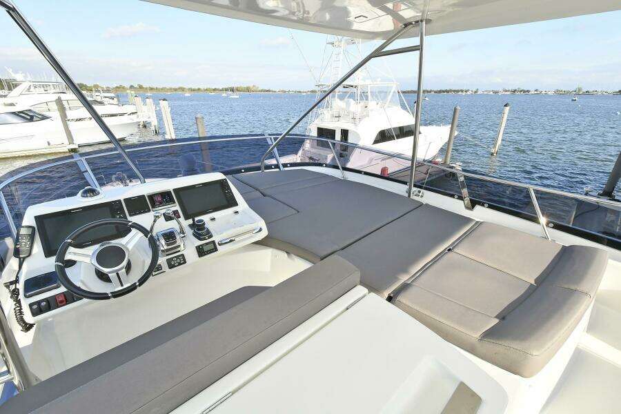 56ft Prestige Yacht For Sale