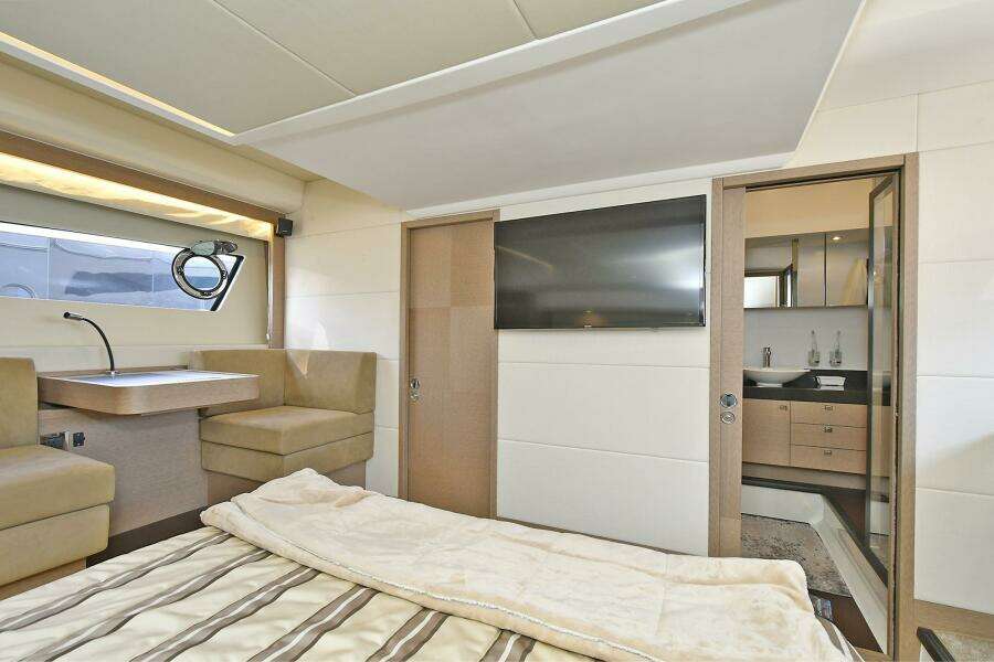 56ft Prestige Yacht For Sale