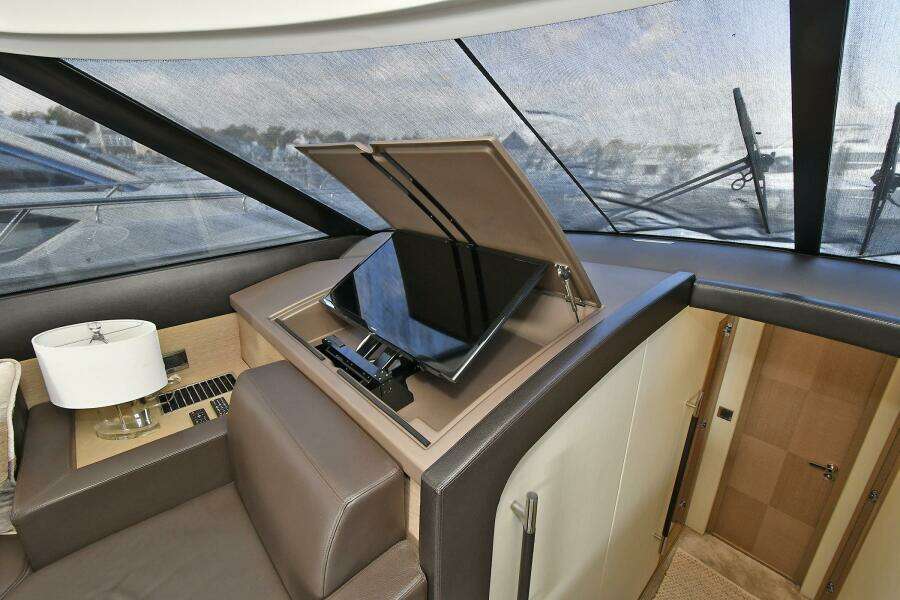 56ft Prestige Yacht For Sale
