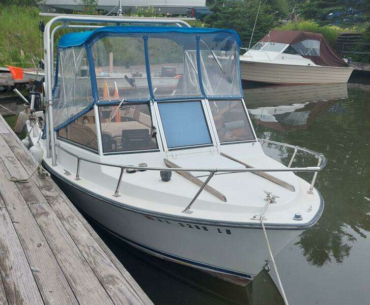 Messing About 20ft Shamrock Yacht For Sale