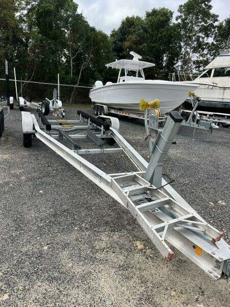 23ft Grady White Yacht For Sale