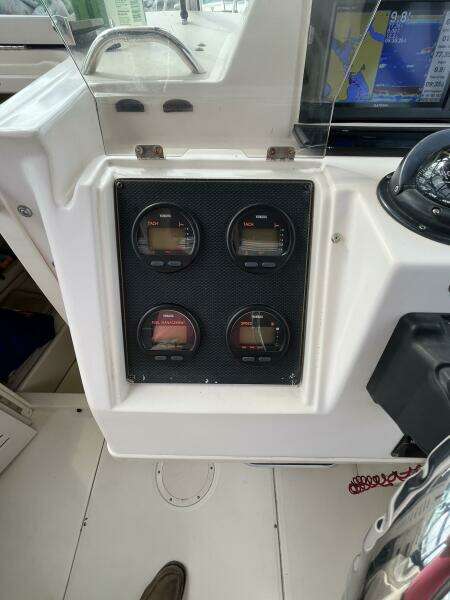 23ft Grady White Yacht For Sale
