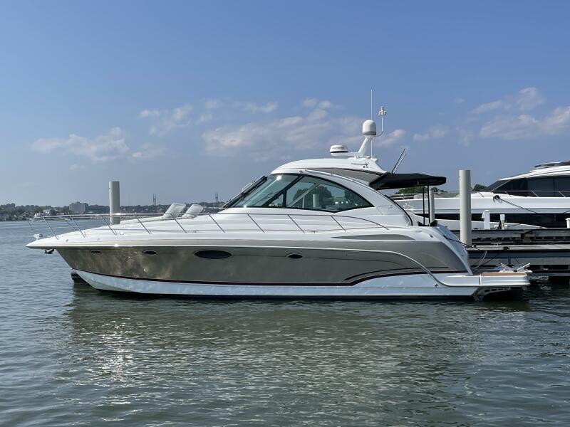 photo of 45' Formula 45 Yacht 2009