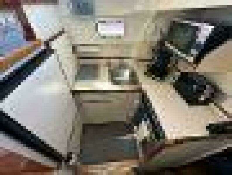 Mama Dukes 31ft Camano Yacht For Sale