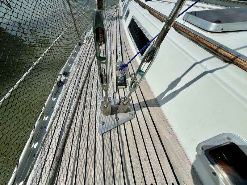 Brigadoon 51ft Beneteau Yacht For Sale