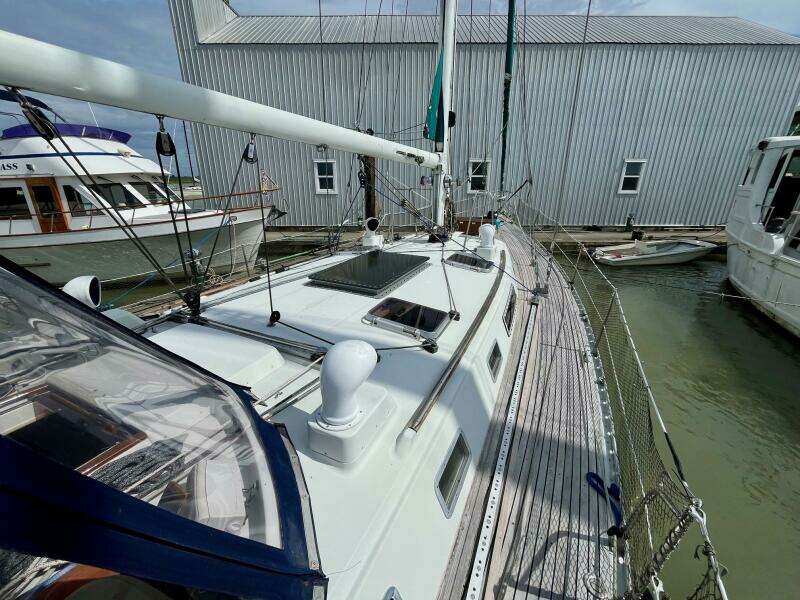 Brigadoon 51ft Beneteau Yacht For Sale